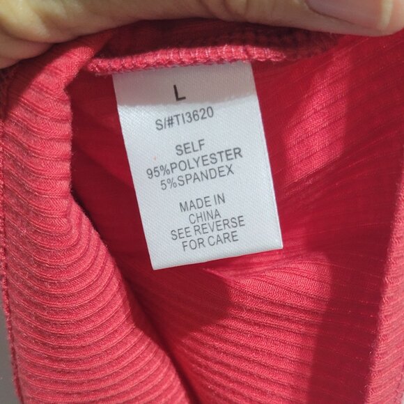 Red Ribbed Crop Tank - Picture 5 of 5